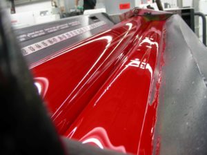 Máquina de imprenta trabajando