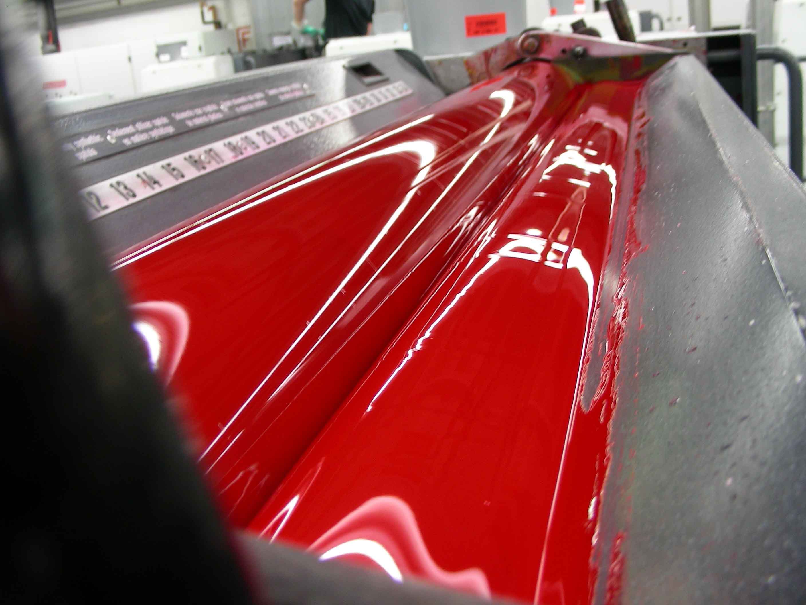 Máquina de imprenta trabajando