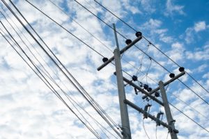postes eléctricos