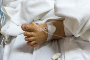 Pie de niño hospitalizado