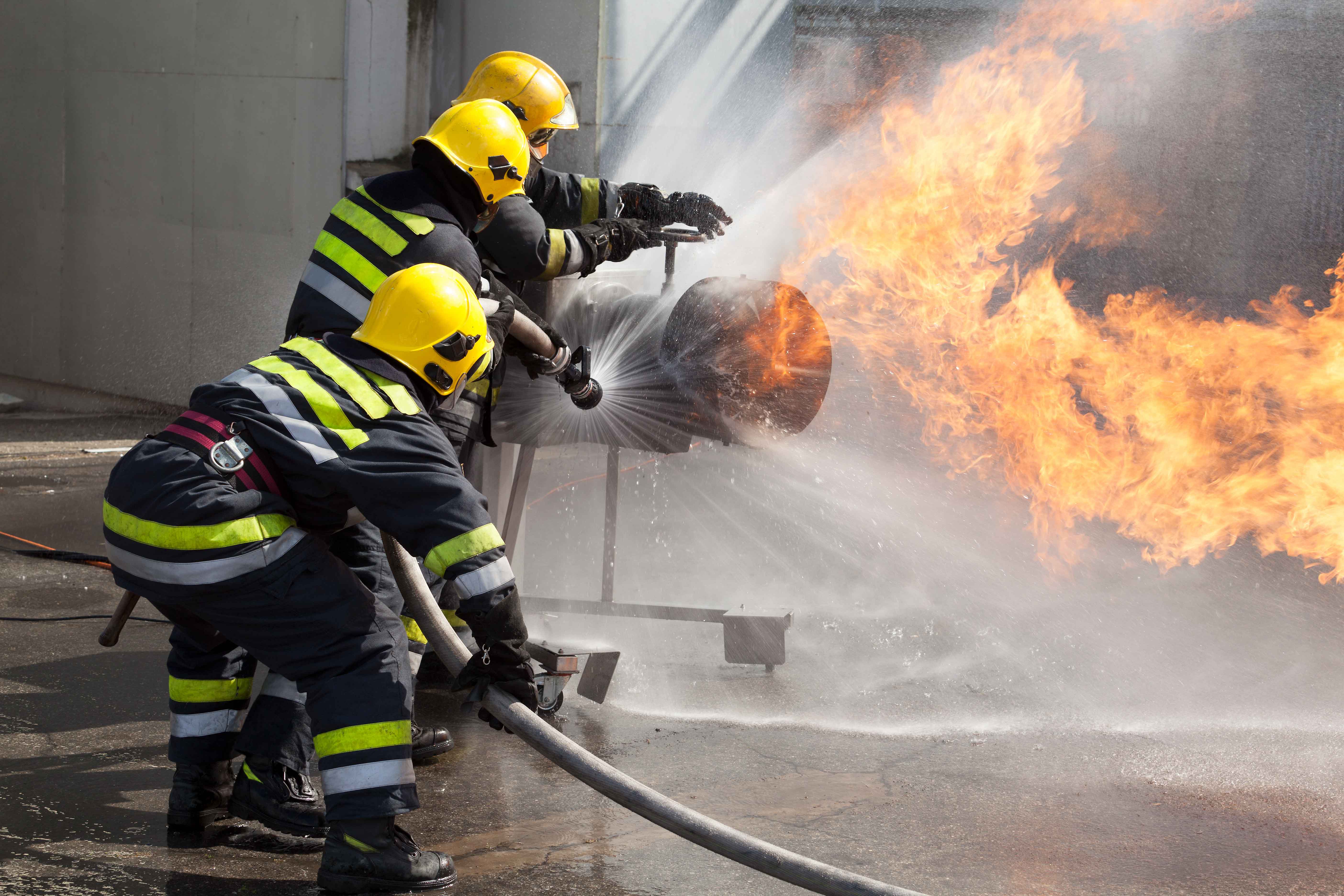 Bomberos en acción