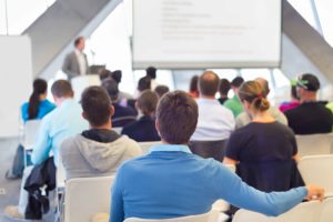 Clase de personas adultas