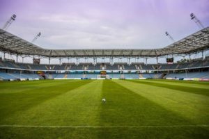 Campo de fútbol vacío