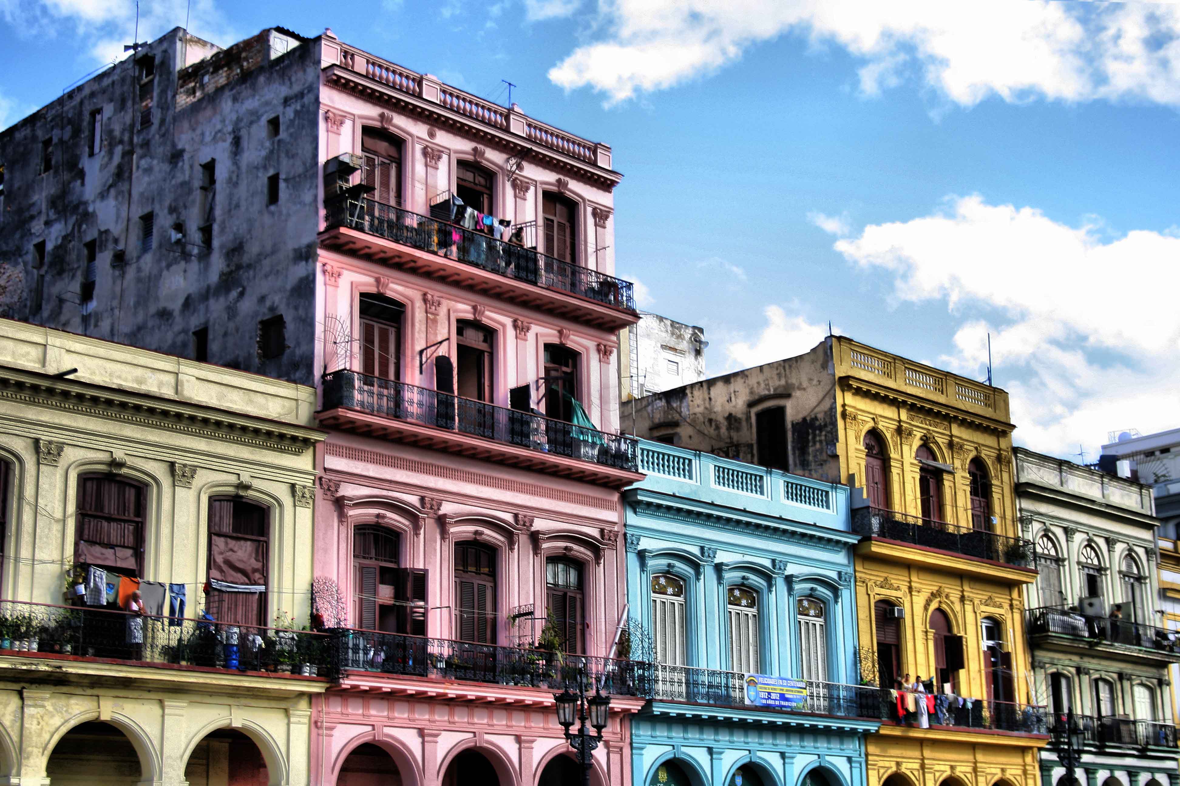 Casas de colores en La Habana