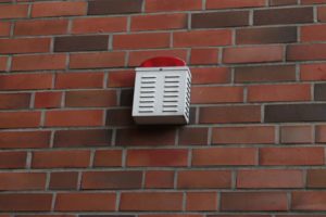 Alarma en pared